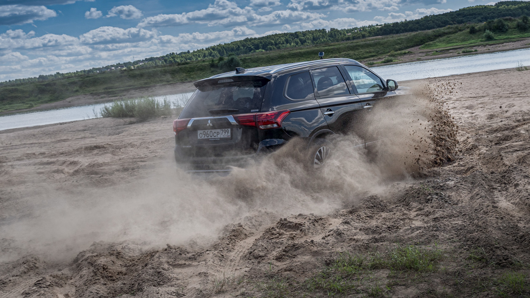 Обновленный Mitsubishi Outlander